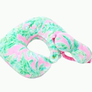 Lilly Pulitzer travel set
